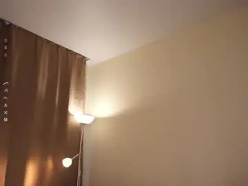 Gwennielove  live sex cam