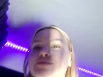 Ilianamessersmith  live sex cam