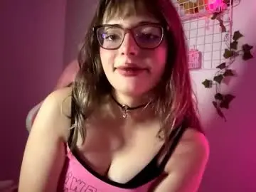 Kellyfeldtman  live sex cam