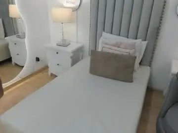 Korina_9  live sex cam