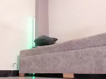 Lil_audrey  live sex cam