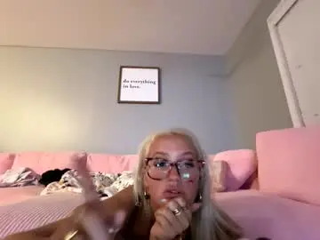 Monroee777  live sex cam