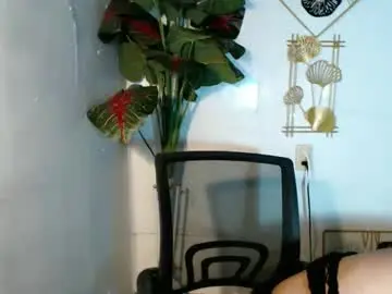 Sensational_yeng  live sex cam