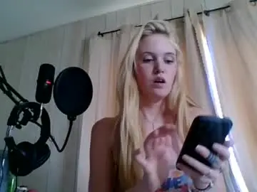 Sirentalks  live sex cam