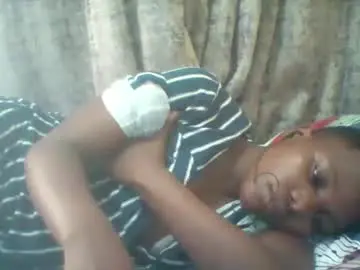 Tina2030  live sex cam