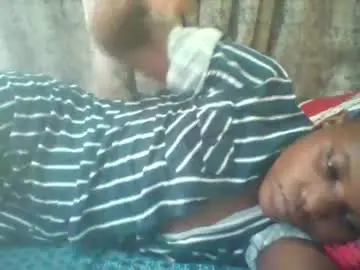 Tina2030  live sex cam