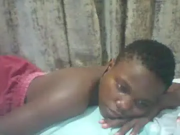 Tina2030  live sex cam