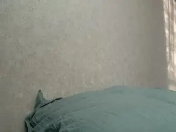 Adelinescherzer  live sex cam