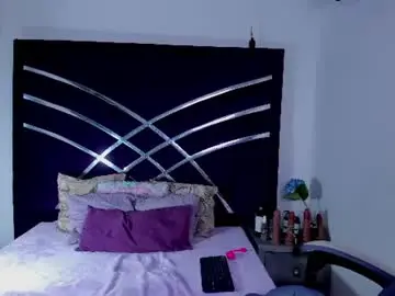 Ateneaxht  live sex cam