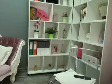 Bella_white69  live sex cam