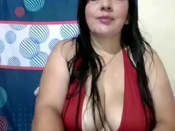 Bigboobslulu25  live sex cam