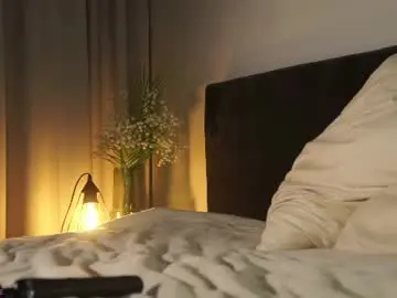 Jonnienita  live sex cam