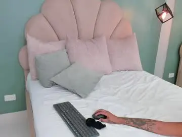 Kay_seviok  live sex cam