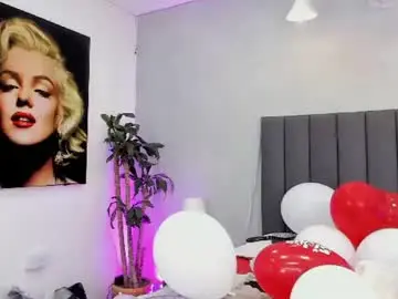 Kendra_london  live sex cam