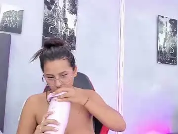 Kendra_london  live sex cam