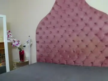 Living_in_dreams  live sex cam