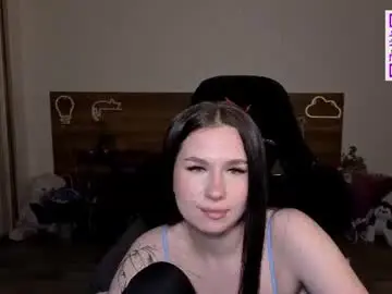 Luna_noir_228  live sex cam