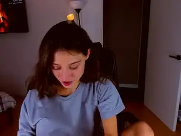 Miapaw  live sex cam
