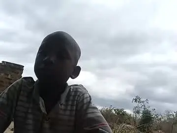 Pettitelavine  live sex cam