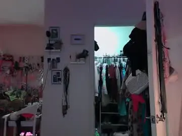 Ravegirl94  live sex cam