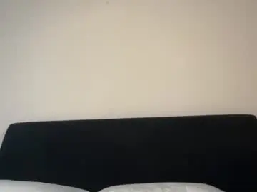 Sarah_heart_aus  live sex cam