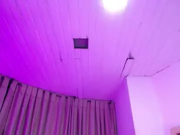 Tamararosses  live sex cam