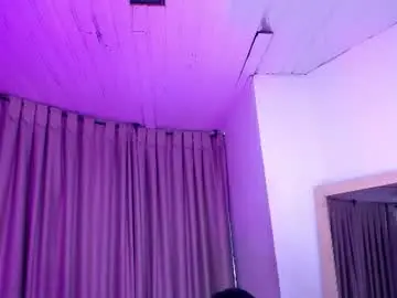 Tamararosses  live sex cam