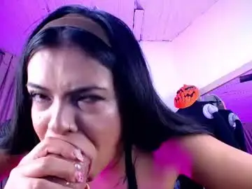 Tamararosses  live sex cam