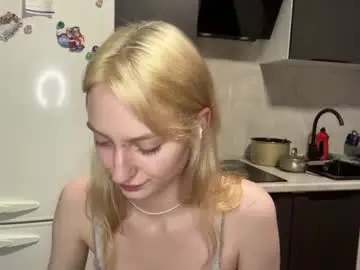 Wendieknous  live sex cam