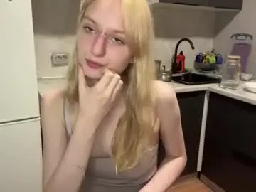 Wendieknous  live sex cam