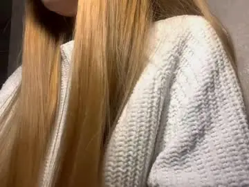 Adriannemuldowney  live sex cam