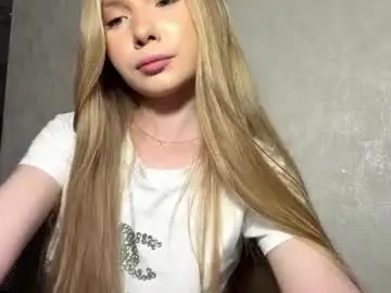 Adriannemuldowney  live sex cam
