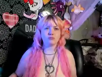 Artsyheartsyy  live sex cam