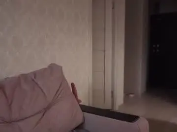 Emmie_blush  live sex cam