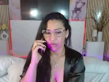 Ivyshine7  live sex cam
