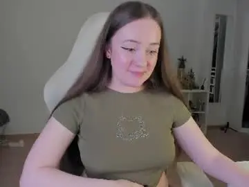 Lil_happiness  live sex cam