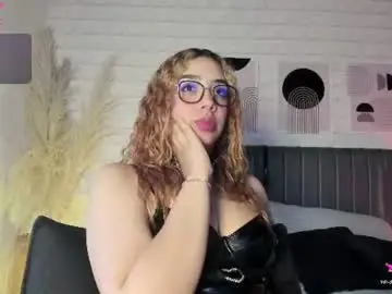 Lizzie_evans  live sex cam