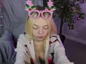 Millaholt  live sex cam