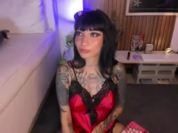 Misticred  live sex cam