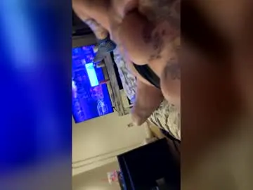 Muvatia  live sex cam