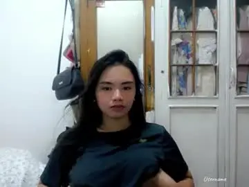 Shy_innocent_girl  live sex cam