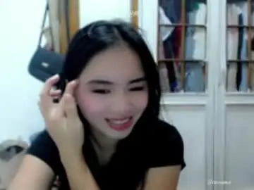 Shy_innocent_girl  live sex cam