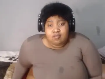 Thickassmamie26  live sex cam