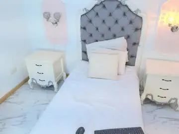 Valentina_ross_  live sex cam