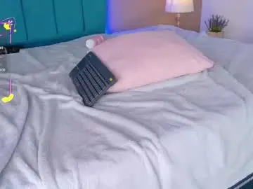 Ahvi_ebony  live sex cam