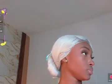 Ahvi_ebony  live sex cam