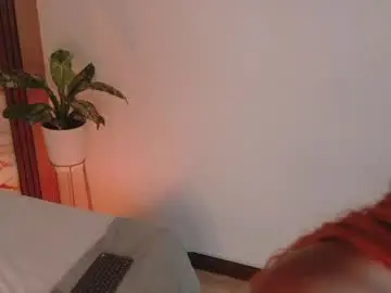 Ahvi_ebony  live sex cam