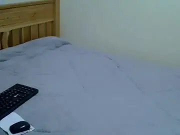Badstargal  live sex cam