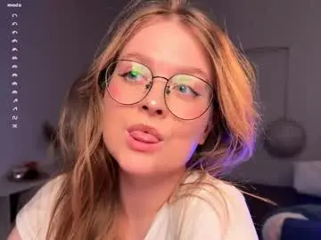 Emilyforelsket  live sex cam