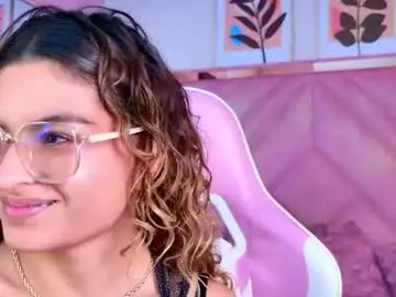 Emilyjonesss_  live sex cam